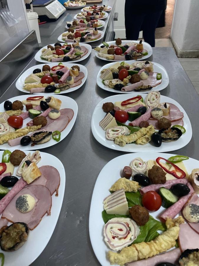 Pensiunea El Greco Frîna Εξωτερικό φωτογραφία